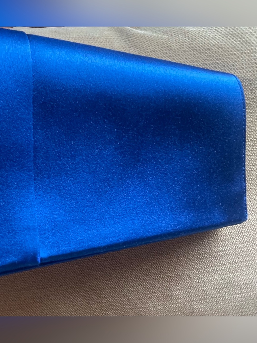 LIKE NEW ROGER VIVIER ROYAL BLUE SATIN CRYSTAL ELONGATED TUBE PILGRIM CLUTCH - Picture 8 of 13